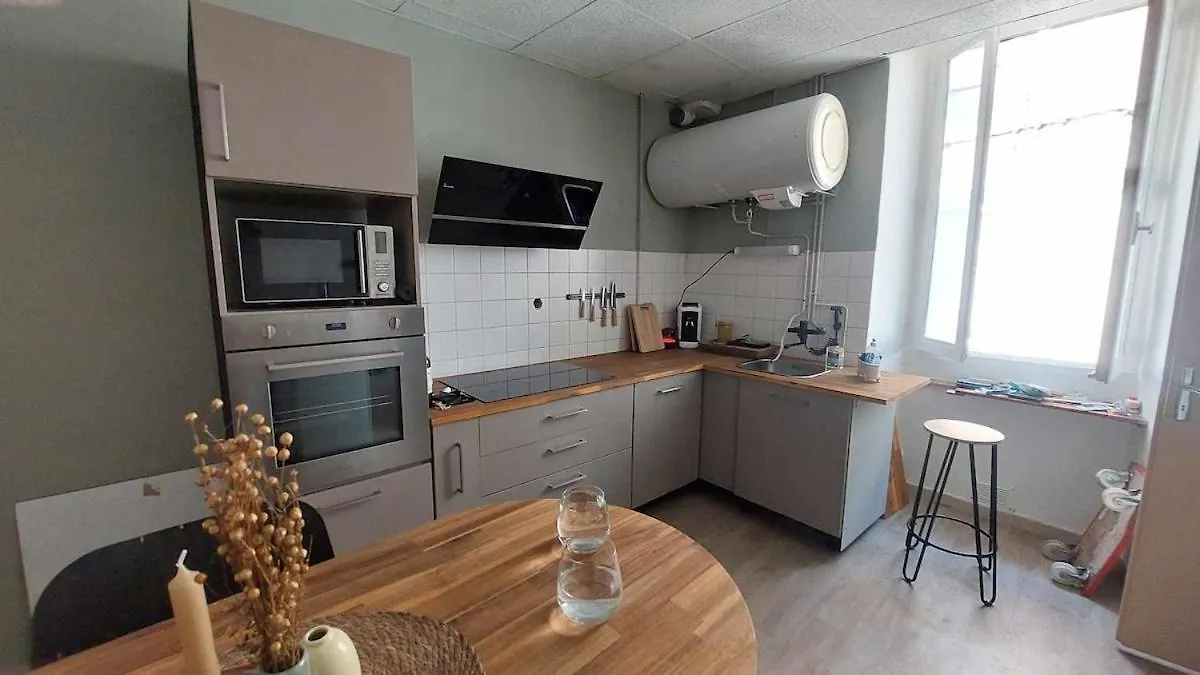 Appartement Centre-Ville Privas 0*,